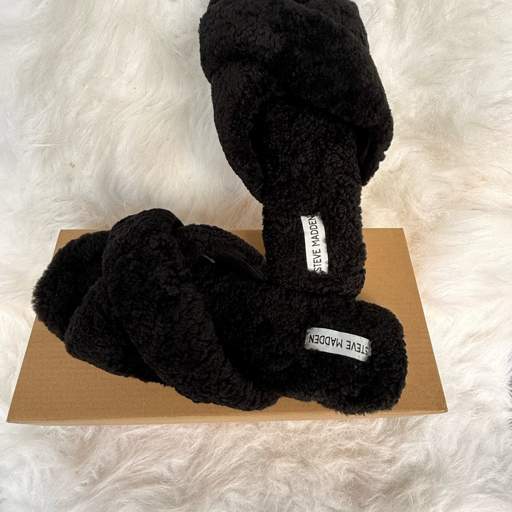 Steve Madden Black Plush Slippers